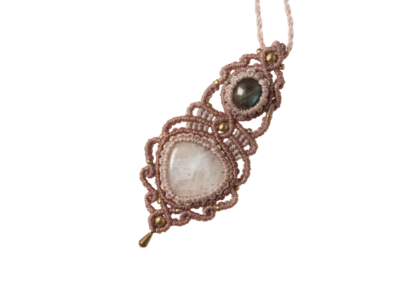 Necklace with moonstone and labradorite